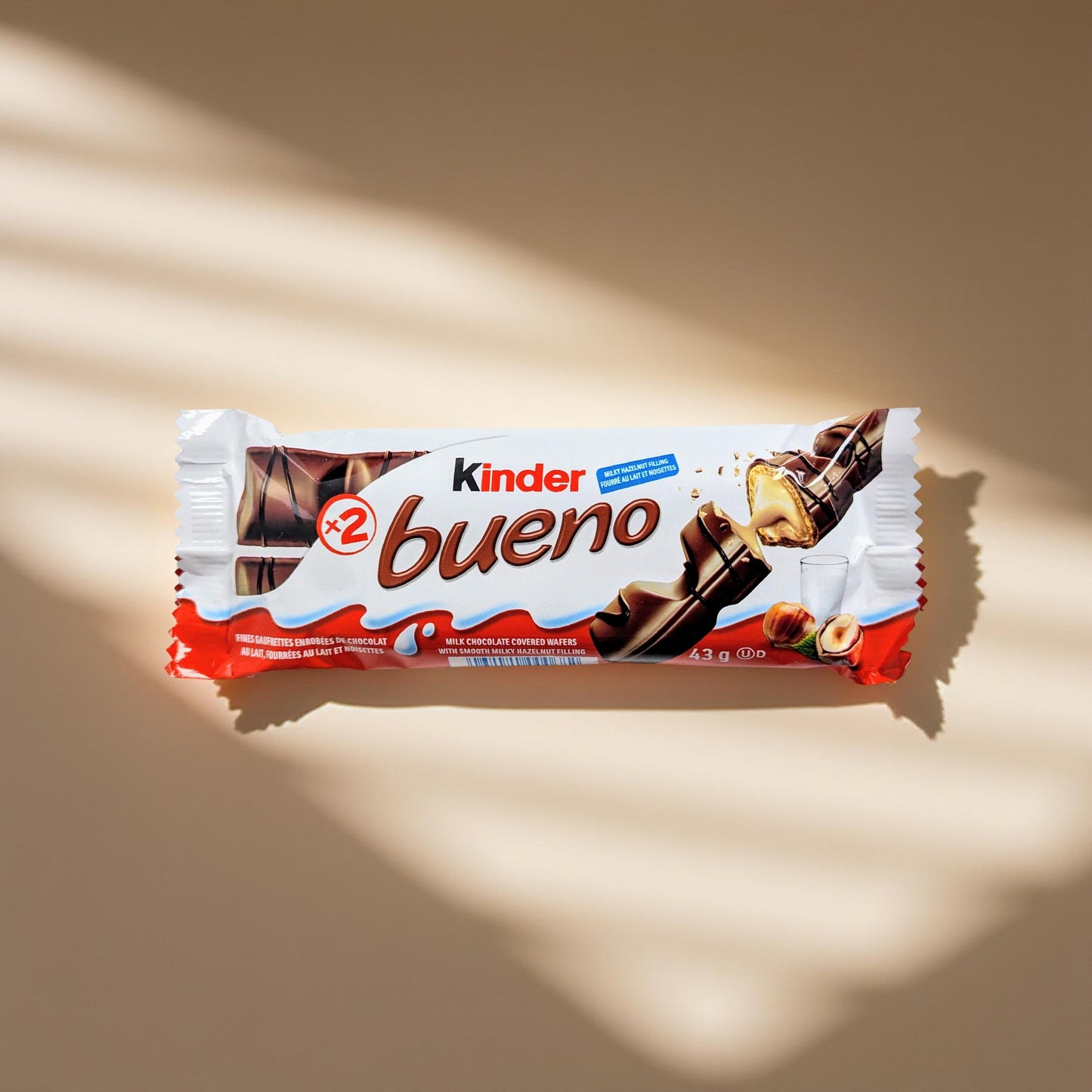 Kinder Bueno Chocolate Bar 43G
